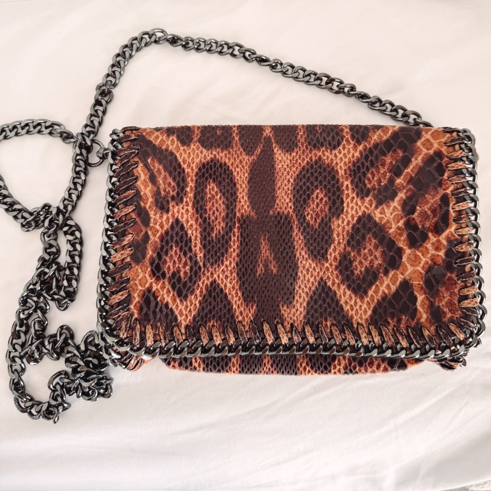 Chic Leopard Print Crossbody Bag with removable Chain Strap